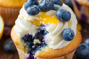 Lemon Blueberry Cupcakes (1)